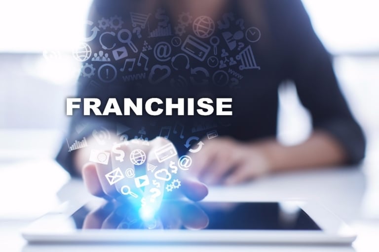 Devenir franchisé dans le domaine informatique