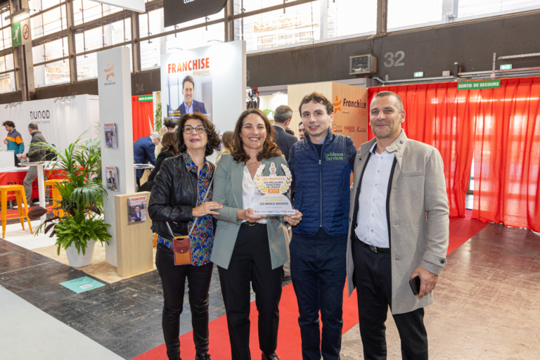 Les Menus Services - Remise de trophées